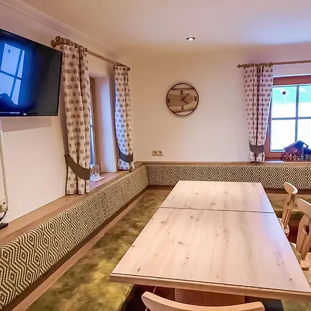 Apartment Althaus By Interhome Neukirchen am Grossvenediger