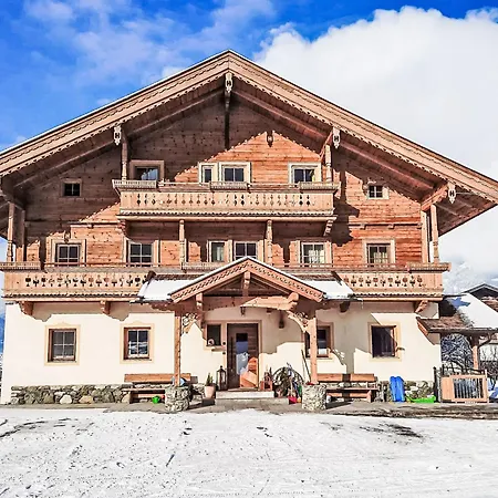 Althaus By Interhome Neukirchen am Grossvenediger
