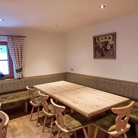 Althaus By Interhome Lejlighed