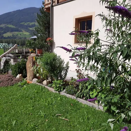 Althaus By Interhome Neukirchen am Großvenediger