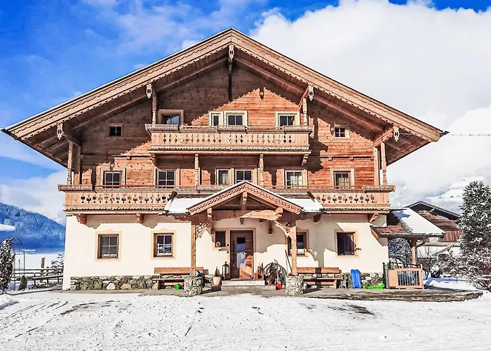 Althaus By Interhome Neukirchen am Großvenediger